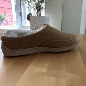 MY PILLOW SLIP-ON SLIPPERS